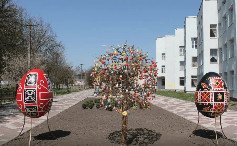 Вуличні писанки в м.Красилів